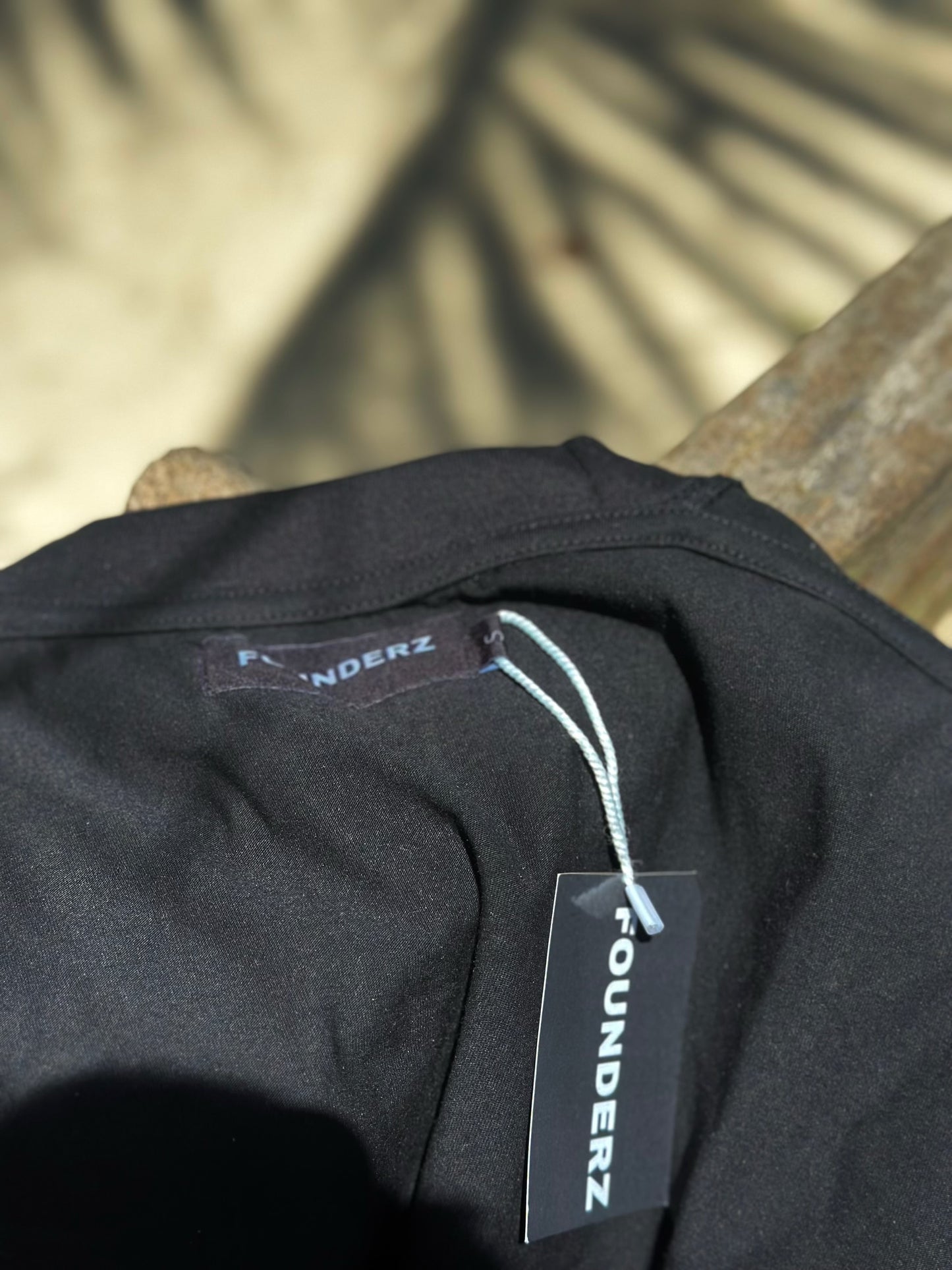 ideal black tee